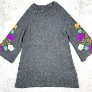 Soft Surroundings Woman's Medium Carolina Embroidered Sweater Gray Floral